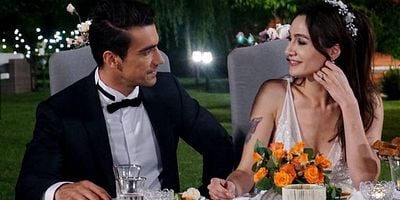 Cartel de Siyah Beyaz Aşk 32.Bölüm Final