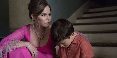 Cartel de Never Mind