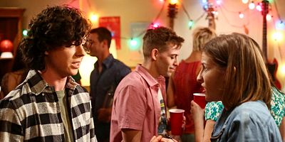 Cartel de Find My Hecks