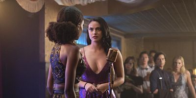 Cartel de Chapter 38: As Above, So Below