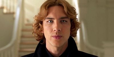 Cartel de Fire and Reign