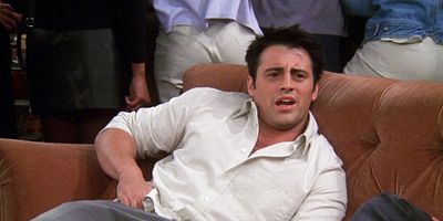 Cartel de Joey pierde su seguro médico