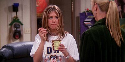 Cartel de La relación de Ross avanza