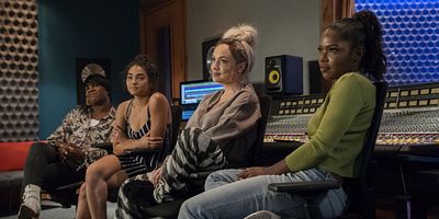 Cartel de Roots and Wings