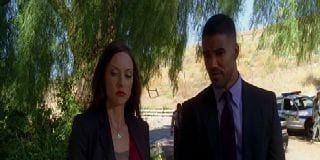 Cartel de Broken Mirror