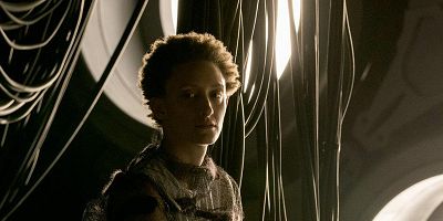 Cartel de El abismo vigila