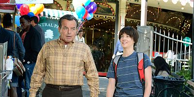 Cartel de Algo viejo