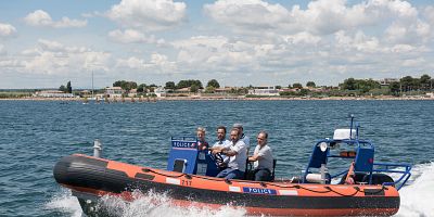 Cartel de L'Erreur est humaine