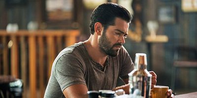 Cartel de Missing Peaces...