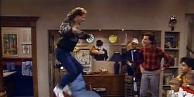 Cartel de Joey's Place