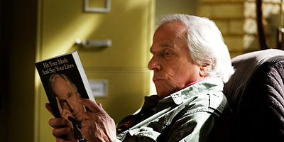 Cartel de The Truth Has a Ring to It