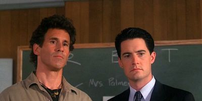 Cartel de El hombre tras el cristal