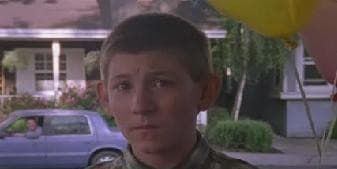 Cartel de Malcolm Defends Reese