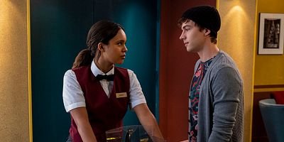 Cartel de Enojado, joven y hombre