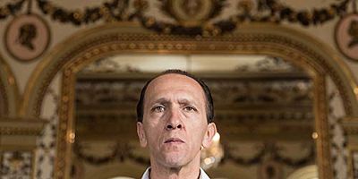 Cartel de Respetuosamente