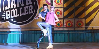 Cartel de Una competencia, Sobre ruedas