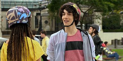 Cartel de Un Sol y Una Luna, Sobre Ruedas