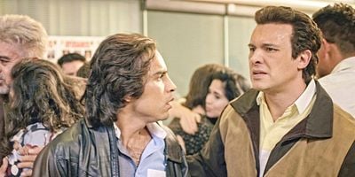 Cartel de José firma con la competencia