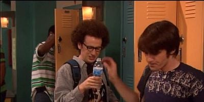 Cartel de Eric Punches Drake