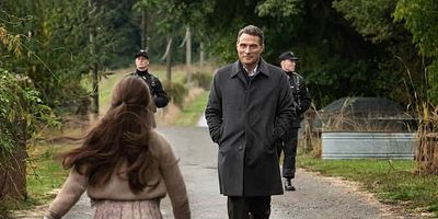 Cartel de All Serious Daring