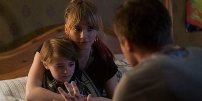 Cartel de Corona de Sombras