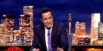 Cartel de Seducidos Por El Poder