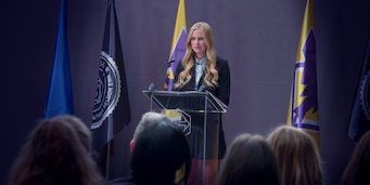 Cartel de El cliente