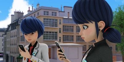 Cartel de Cazadora de Kwamis