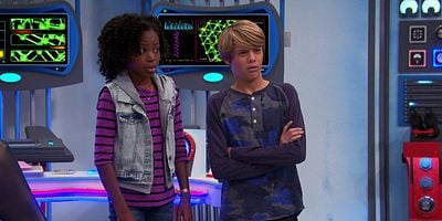 Cartel de Henry, el hombre bestia