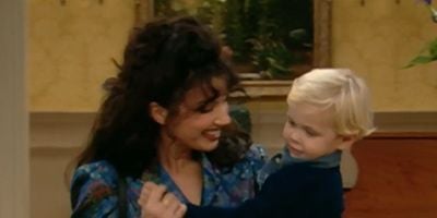 Cartel de Tener Su Bebé