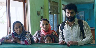 Cartel de The Circumstances in Which They Come