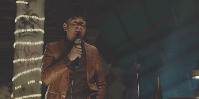 Cartel de Sonaron cuatro balazos