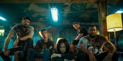 Cartel de Por la colina con las espadas de mil hombres