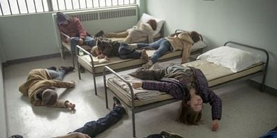 Cartel de Nosotros contra ellos