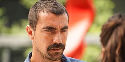 Cartel de Doğduğun Ev Kaderindir 13.Bölüm