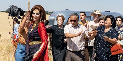 Cartel de Cristina a través del espejo