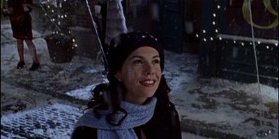 Cartel de Love and War and Snow