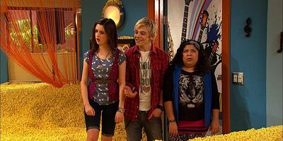 Cartel de myTAB & My Pet