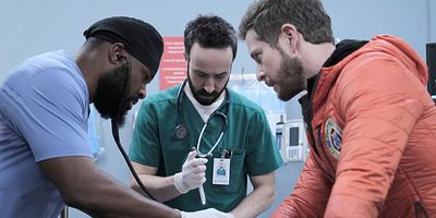 Cartel de Hero Moments