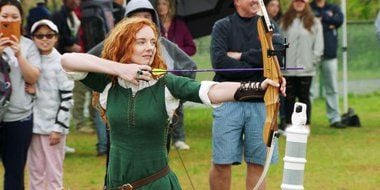 Cartel de Brave: Mérida visita un campo de tiro con arco