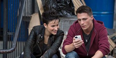 Cartel de Muñecas rotas