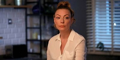 Cartel de Arrow lodged in the heart