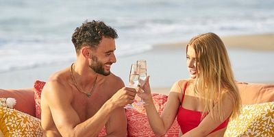 Cartel de Todos somos prostitutas