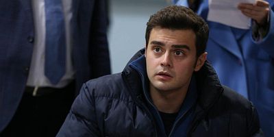 Cartel de Kardeşlerim 76.Bölüm