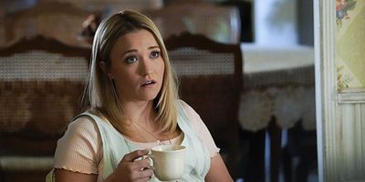 Cartel de A Frat Party, a Sleepover and the Mother of All Blisters