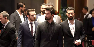 Cartel de Hudutsuz Sevda 14.Bölüm