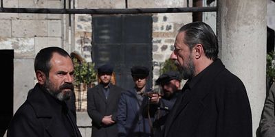 Cartel de Kara Ağaç Destanı 3.Bölüm