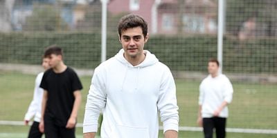 Cartel de Kardeşlerim 120.Bölüm