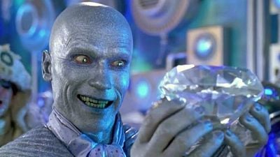 Arnold Schwarzenegger pagó un dólar a Warner Bros hace 27 años para quedarse con el mítico objeto de una de sus peores películas noticias imagen