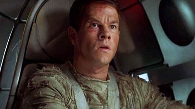 "No lo volvería a ver y no quiero volver a verlo jamás": Mark Wahlberg sigue arrepentido de este éxito de taquilla de ciencia ficción de hacer 25 años noticias imagen